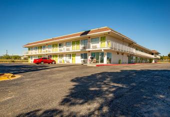Marifah Inn Sweetwater has Balcony rooms