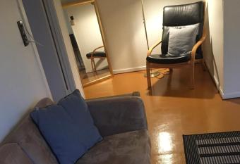 Roligt centralt beliggende lejlighed i T  rshavn allows 18 year olds to book a room