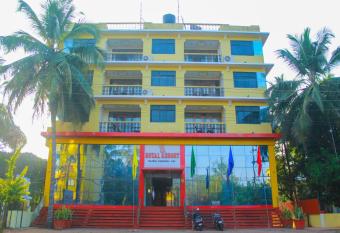 Royal Resort has Balcony rooms