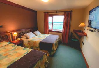 Hoster  a Lupama has rooms with a private hot tub