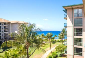 K B M Resorts- HKH-412 Remodeled 2Bd with dual master suites, ocean views and upgrades has Balcony rooms
