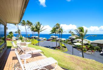 K B M Resorts KBV-16G4 - Remodeled large 2Bd, 3Ba Bay Villa with expansive ocean and 3 balconies allows 18 year olds to book a room