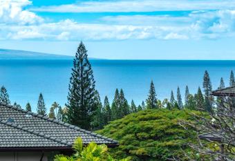 K B M Resorts- KGV-21P2 Oversized 2Bd, sweeping ocean views, remodeled, premium upgrades has Balcony rooms