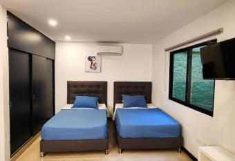 Hermoso aparta estudio 102 santa monica has Balcony rooms