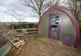 Seaways glamping, English Oak has Balcony rooms