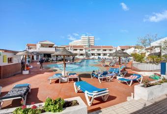 Garden City has Balcony rooms