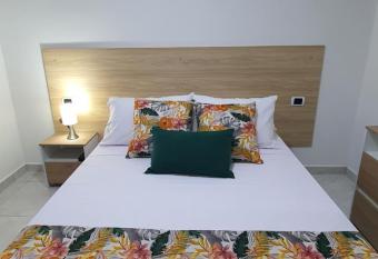 ARK Alojamiento en el Quind  o Nro2 has Balcony rooms