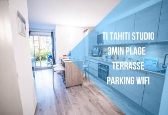 TI TAHITI STUDIO-3MIN PLAGE-TERRASSE COSY-WIFI-PARKING - CoH  teConciergerie La Grande Motte has Balcony rooms