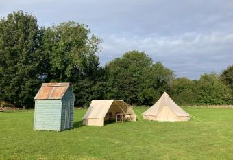 Tin and Canvas Glamping Pickering, Canvas Capers Bell Tent allows 18 year olds to book a room