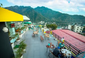 The Hosteller Rishikesh, Laxman Jhula has Balcony rooms