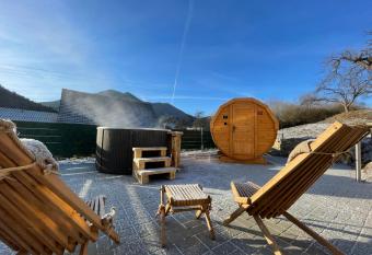 Totina Apartments has Balcony rooms