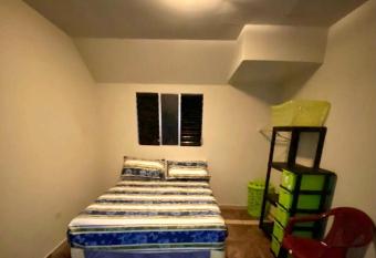 Hostal Claros allows 18 year olds to book a room