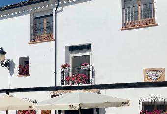 Casa Blanca allows 18 year olds to book a room