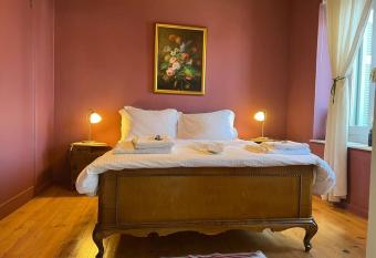 Guesthouse Simou 2 has Balcony rooms