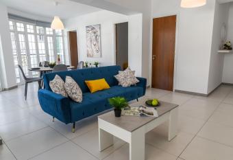 Jana s 2-BR Apartment in Larnaca allows 18 year olds to book a room