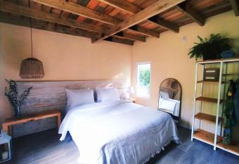 C  lido Bungalow 2- La Locanda casitas vivas - allows 18 year olds to book a room