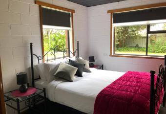 Garden Suite On Nixon allows 18 year olds to book a room