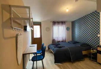 NG SuiteHome - Lille I Roubaix R  my Cogghe - Studio - Netflix - Wifi allows 18 year olds to book a room