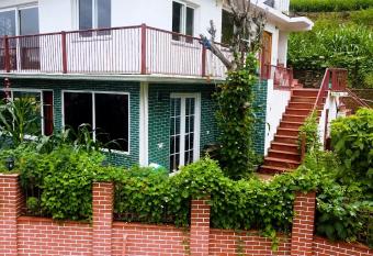 Tatva Vedea Homestay, Mukteshwar has Balcony rooms