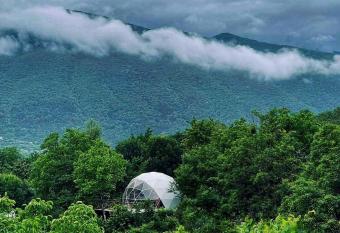 Elsesi Racha Glamping has Balcony rooms