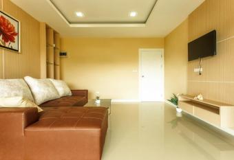 Sea Hill Hotel has Balcony rooms