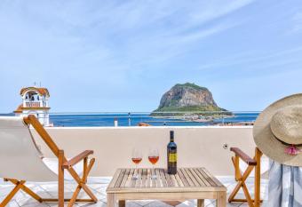 Monemvasia Modern Flat with Panoramic Sea View allows 18 year olds to book a room