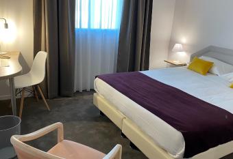 Le Manoir allows 18 year olds to book a room