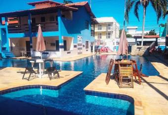 GRANADA PARK HOTEL allows 18 year olds to book a room