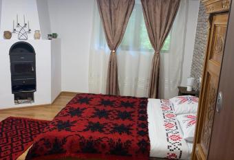 C  su  a din P  dure has Balcony rooms