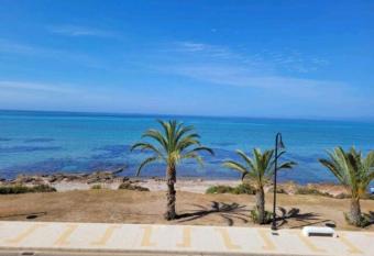 Apartamento en primera linea de mar. has Balcony rooms