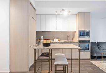 Condo in the city has Balcony rooms