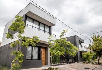 Villanueva Aparts LUX 2 has Balcony rooms