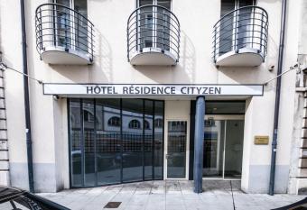 Appartements CityZen - Gen  ve allows 18 year olds to book a room
