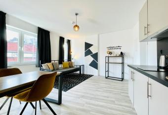 City Apartments Grendelplein allows 18 year olds to book a room