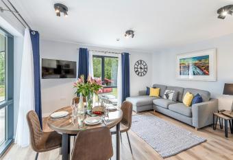 High Range Holiday Apartments allows 18 year olds to book a room