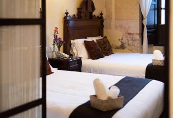 Casa Noble Hotel allows 18 year olds to book a room