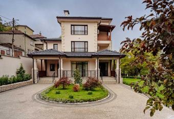 Casa MT - Boutique Villa has Balcony rooms