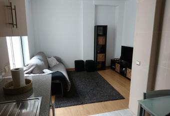 Faro City Center Apartment I allows 18 year olds to book a room