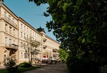 Kaiserhof Victoria has Balcony rooms