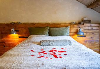 Chambres d h  tes freyja has Balcony rooms