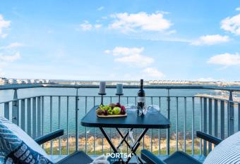 Fjordsegler allows 18 year olds to book a room