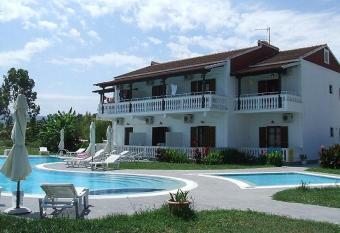 Vlachos Apartments has Smoking/Balcony rooms