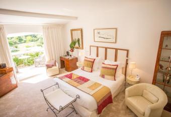 Hotel Le Verger Maelvi has Balcony rooms