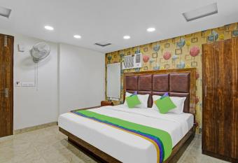 Treebo Mona Grand has Smoking rooms