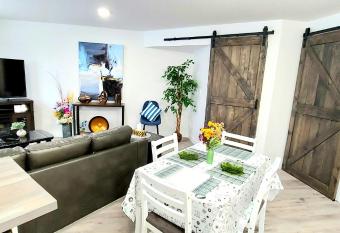 Executive 2 Bed 2 Bath Furnished - All inclusive allows 18 year olds to book a room