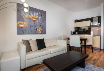 TATRYSTAY Oliver Apartments has Balcony rooms