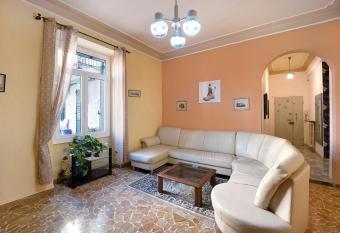 Casa Amira has Balcony rooms