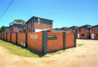 Luxury Suites at The Square Duplex Townhouse allows 18 year olds to book a room