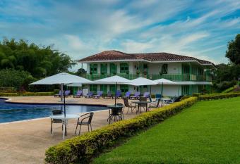 Hotel Eden Parque del Cafe has Balcony rooms