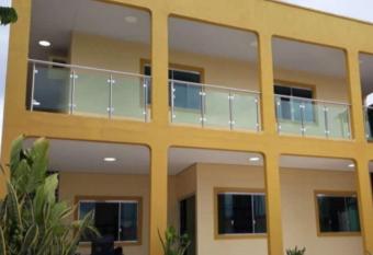 Apartamento allows 18 year olds to book a room